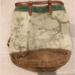 🍀Lucky Brand backpack canvas, suede, leather cherry blossom vintage go to bag☘️